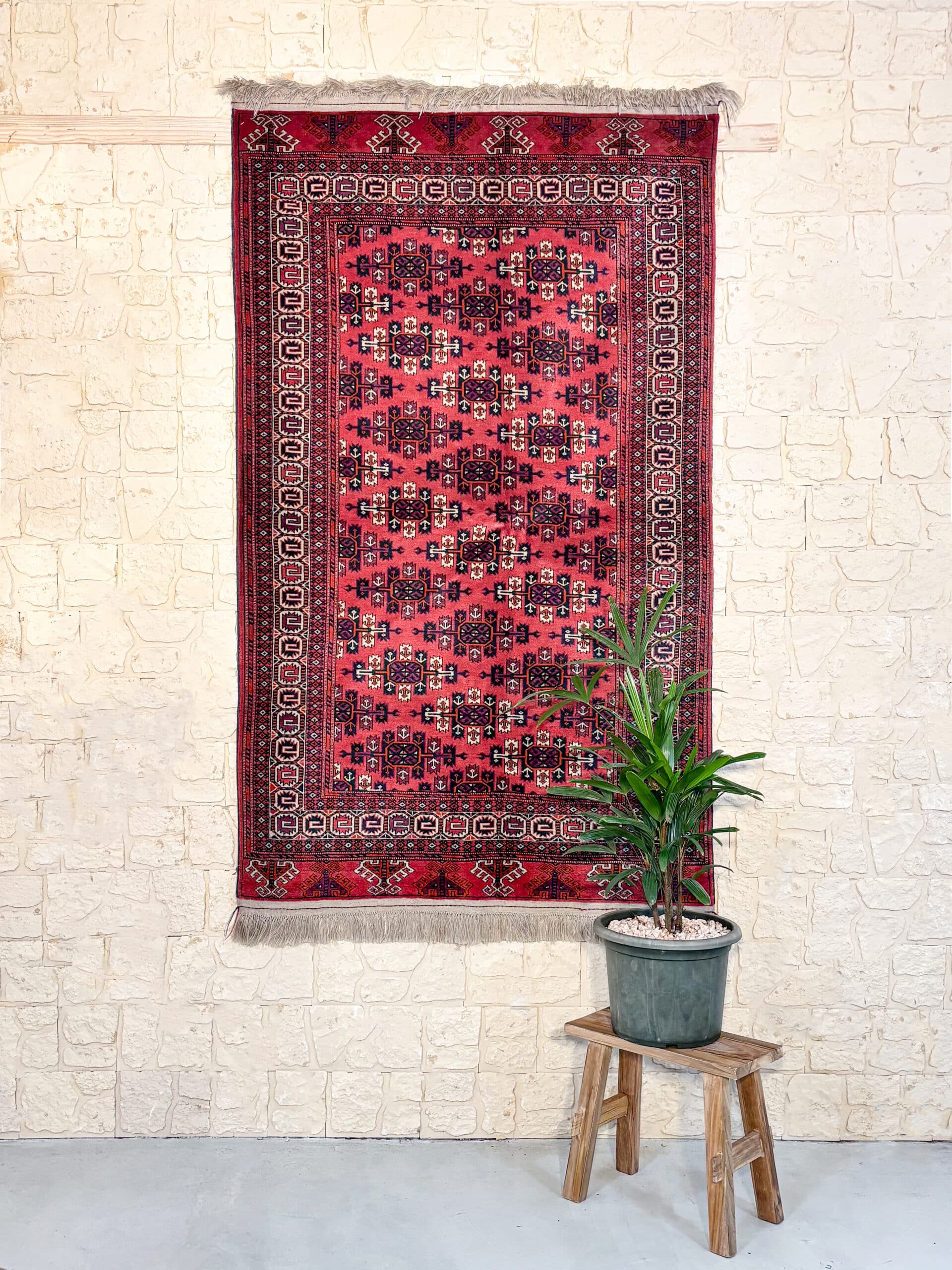 tapis turkmènes ancien motifs géométriques