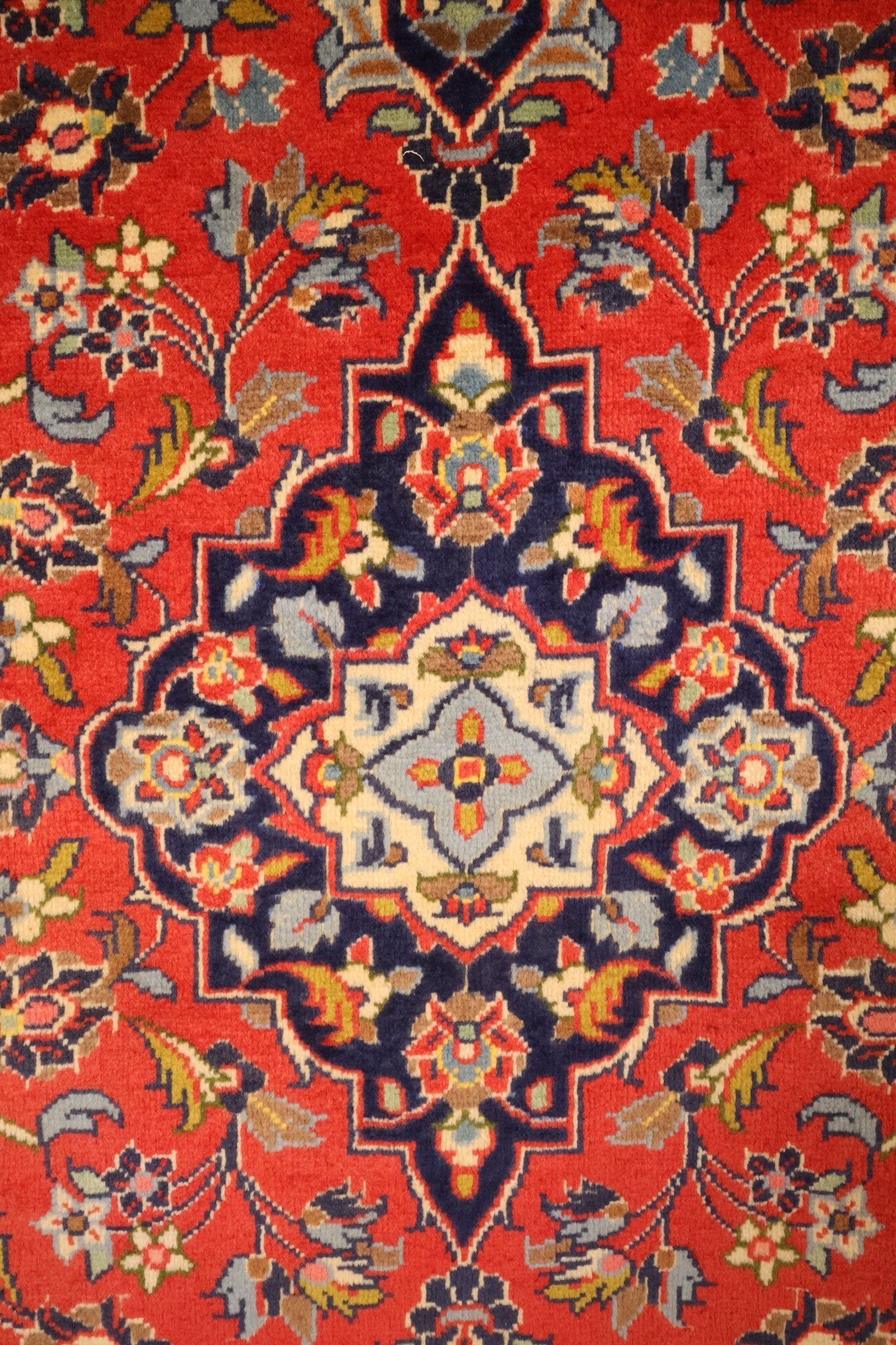 Tapis Kashan Iran Laine Nouée Main 143x95cm