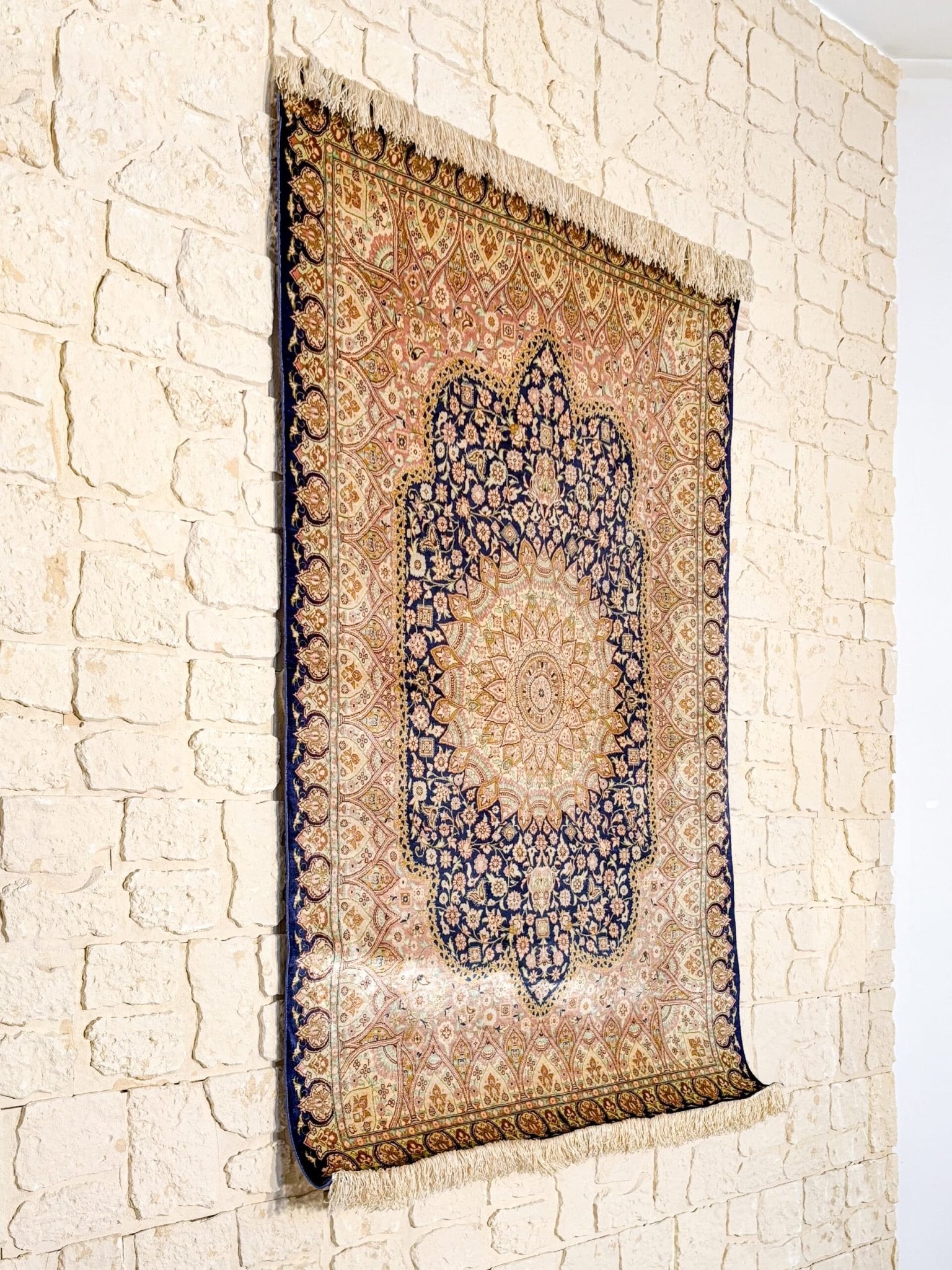 Tapis Ghoum Soie Iran Fait Main 143x97cm