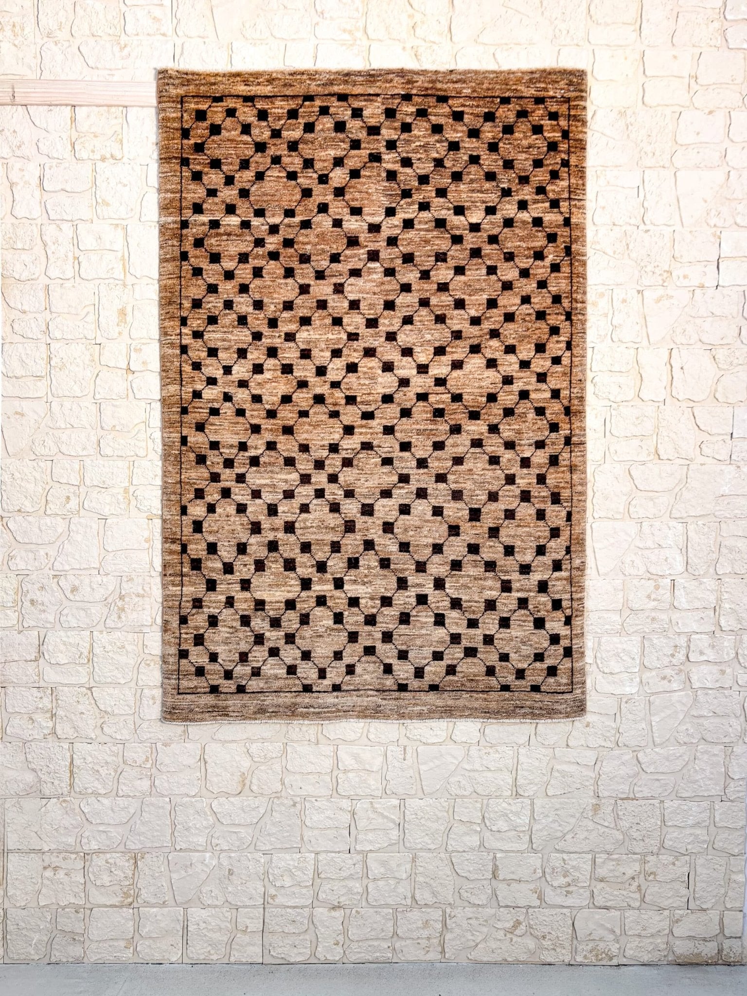Tapis Ziegler fait main en laine – vue de face, 185 × 121 cm – Baba Rug, Paris
