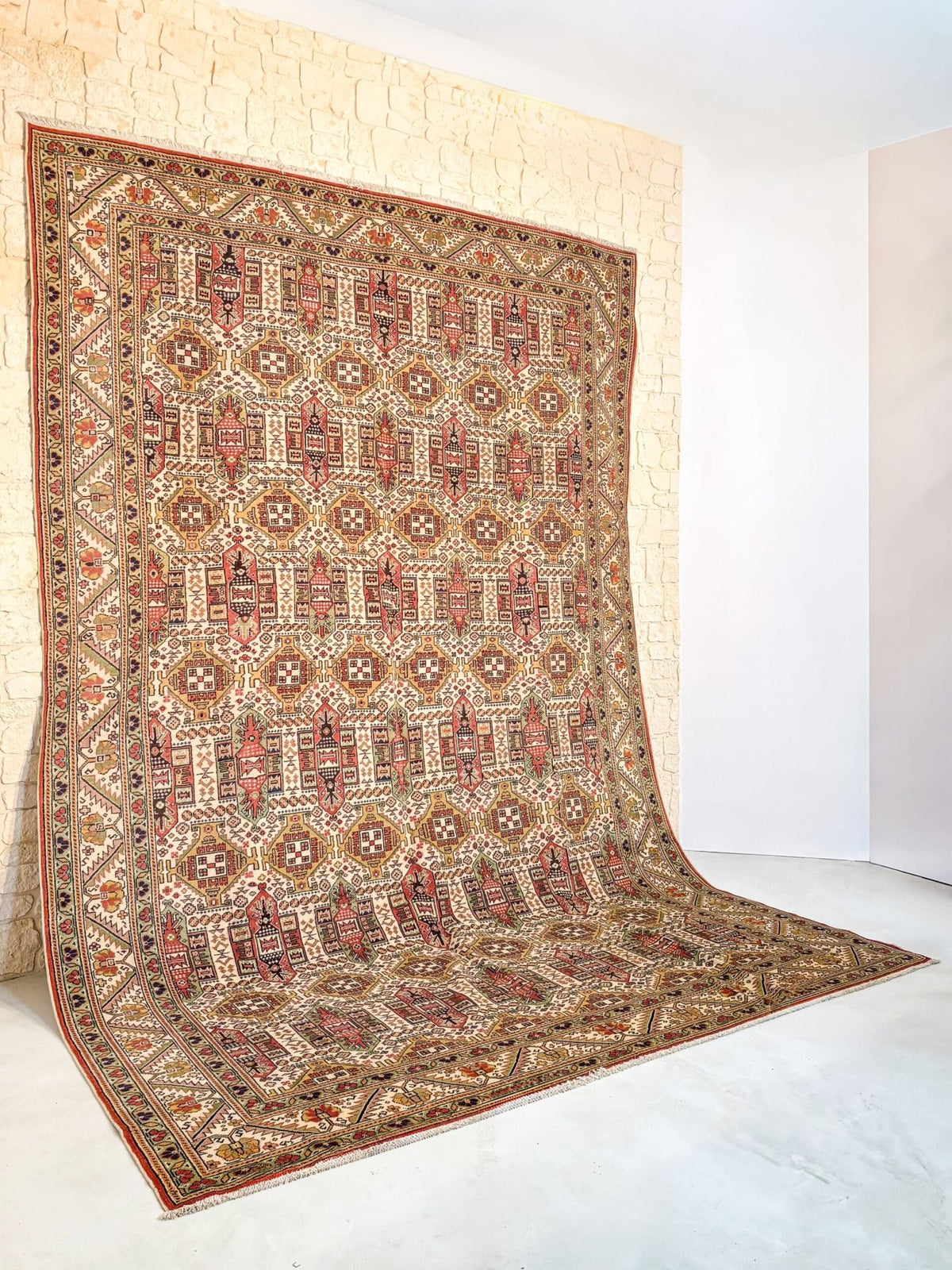 Tapis Kayseri 366x248 - Baba Rug