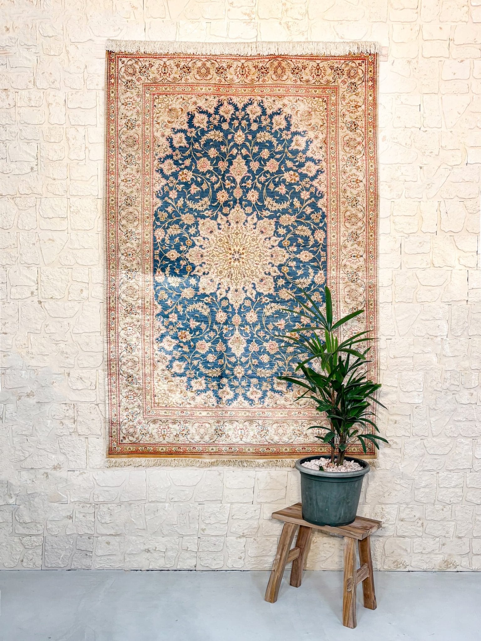 Tapis Ghoum Iran Soie Fait Main 203x133cm