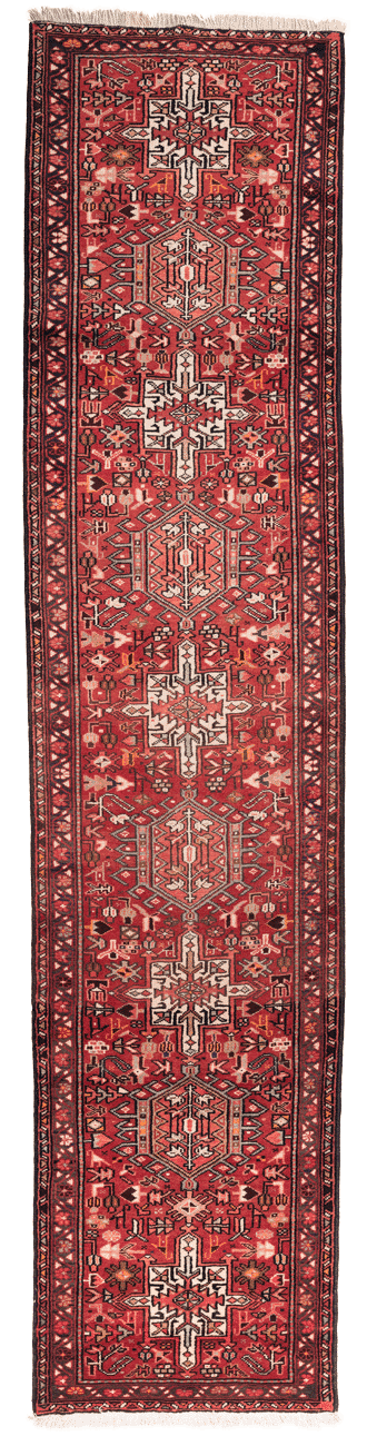 Tapis de couloir Garadgeh persan fait main en laine – vue de face, 400 × 90 cm – Baba Rug, Paris
