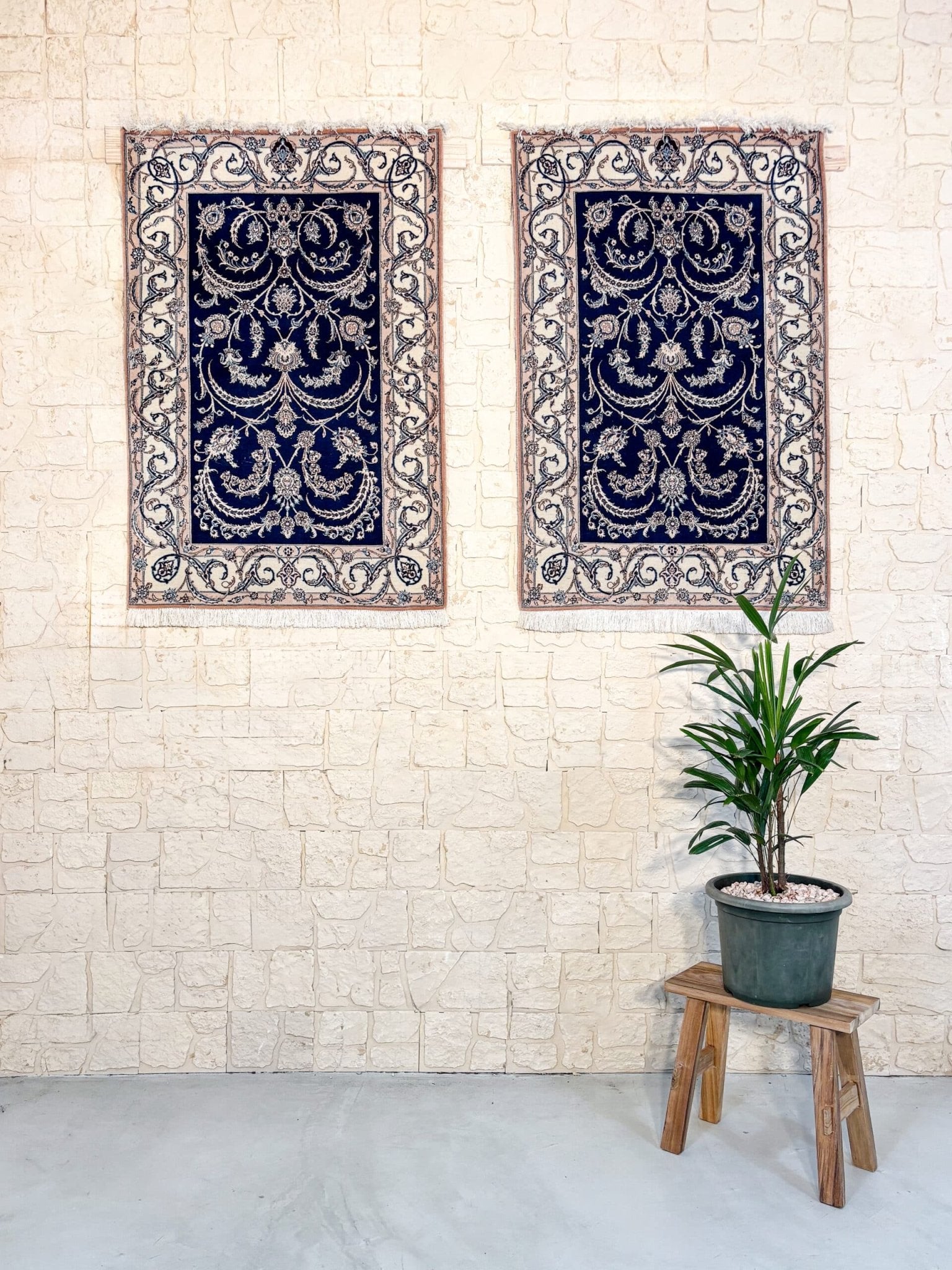 Tapis Persan Naïn 6La 133x87 (paire) faits main motifs médaillons assortis