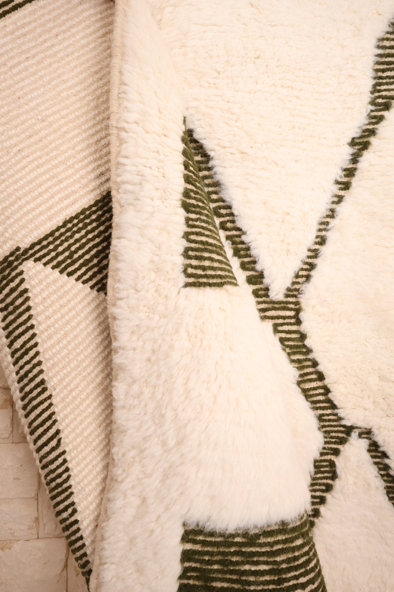 Tapis Béni Ouarain Fait Main 245x158 cm