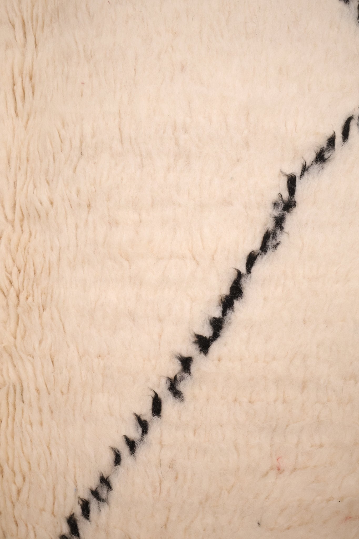 Tapis Béni Ouarain Fait Main 197x127 cm