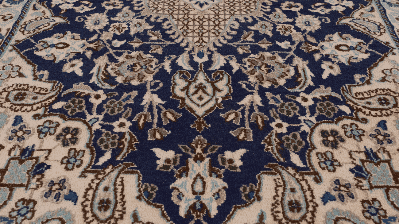 Détail motifs floraux tapis Nain persan fait main laine nouée certificat origine Iran