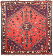 Tapis Qashqai persan fait main en laine – vue de face, 205 × 195 cm – Baba Rug, Paris
