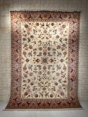 Tapis Tabriz persan fait main en laine et soie – vue de face, 290 × 200 cm – Baba Rug, Paris
