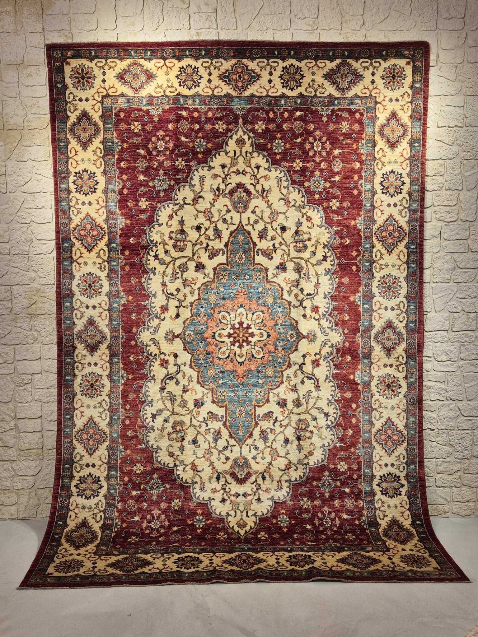 Tapis Afghan Ziegler fait main en laine – vue de face, 316 × 207 cm – Baba Rug, Paris

