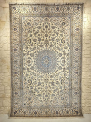 Tapis Persan Naïn Shishla Fait Main – 268x172 cm – Élégance Raffinée