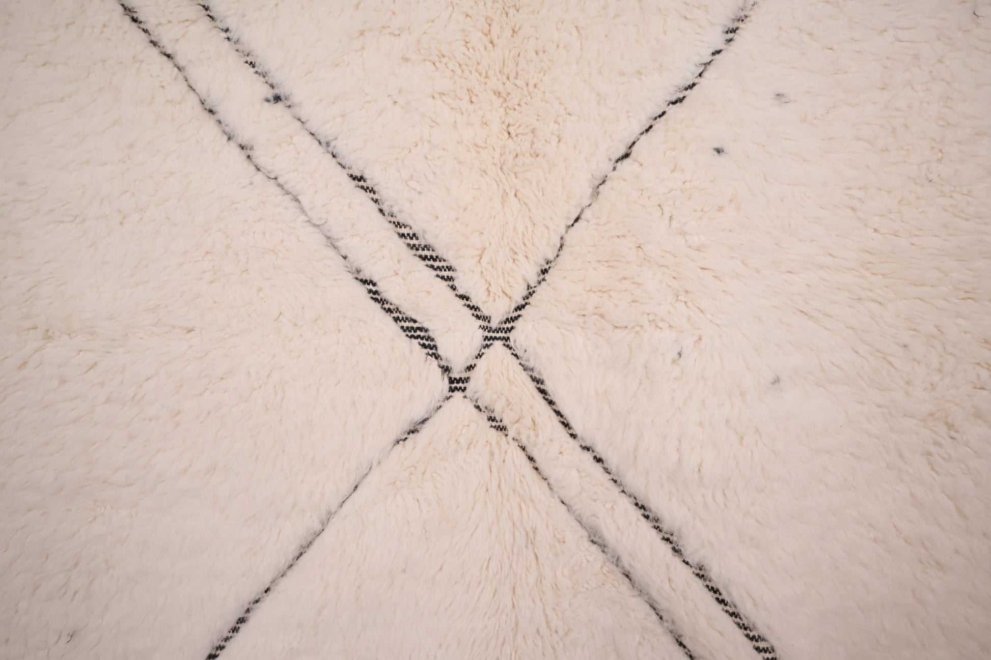 Tapis Béni Ouarain Laine Nouée Main 204x149cm - Baba Rug