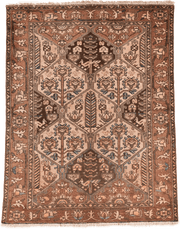 Tapis Bakthiar persan fait main en laine – vue de face, 260 × 160 cm – Baba Rug, Paris
