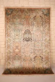 Tapis Cachemire beige 185 × 122 cm en soie, vue d'ensemble des caissons à jardins