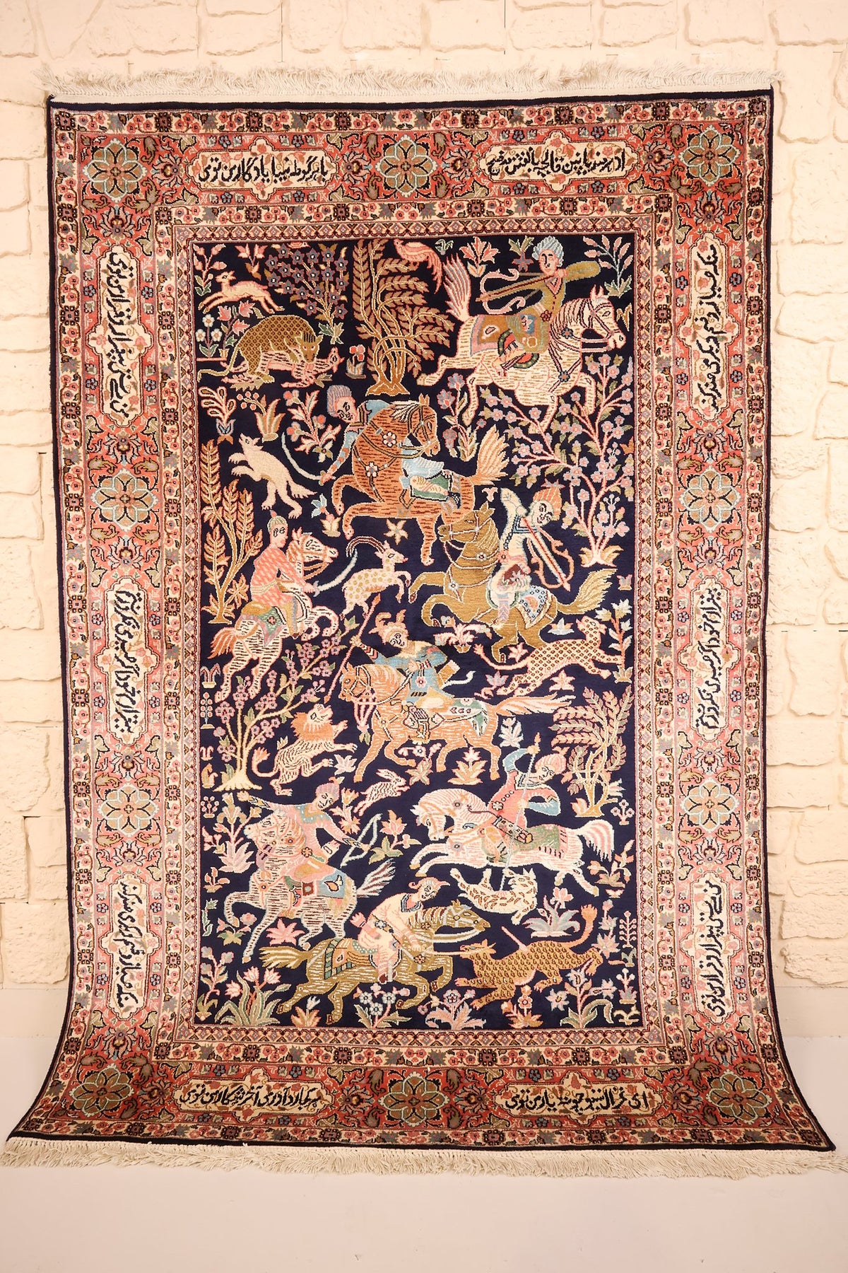 Tapis Cachemire en soie bleu 186 × 126 cm, vue d'ensemble de la scène de chasse