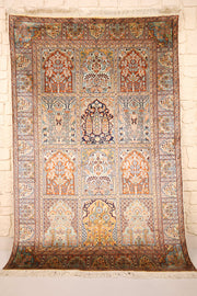 Tapis Cachemire beige 178 × 149 cm en soie, vue d'ensemble des caissons à arcature
