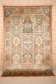 Tapis Cachemire orange 187 × 124 cm en soie, vue d'ensemble du champ à caissons