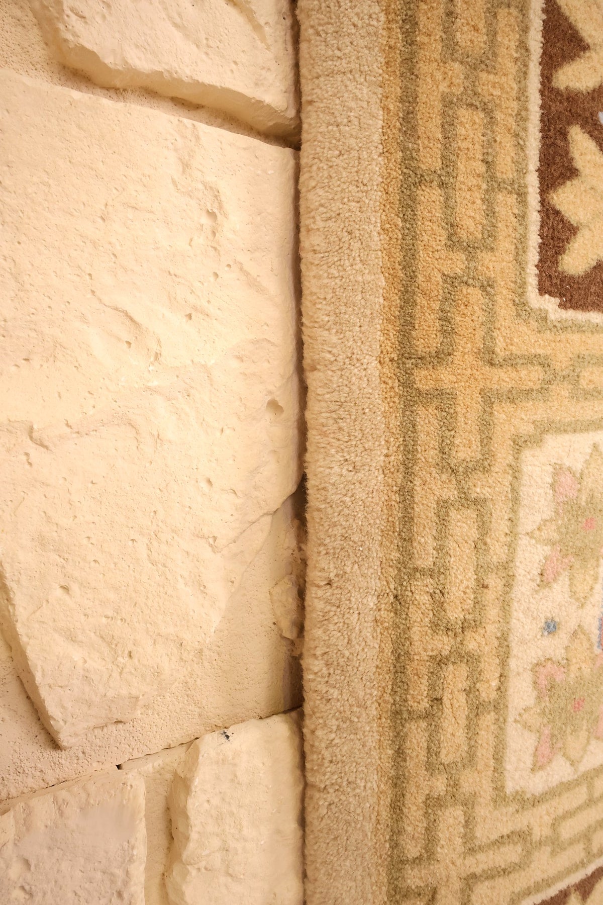 Lisière du tapis Chinois en laine, grecques vertes en bordure