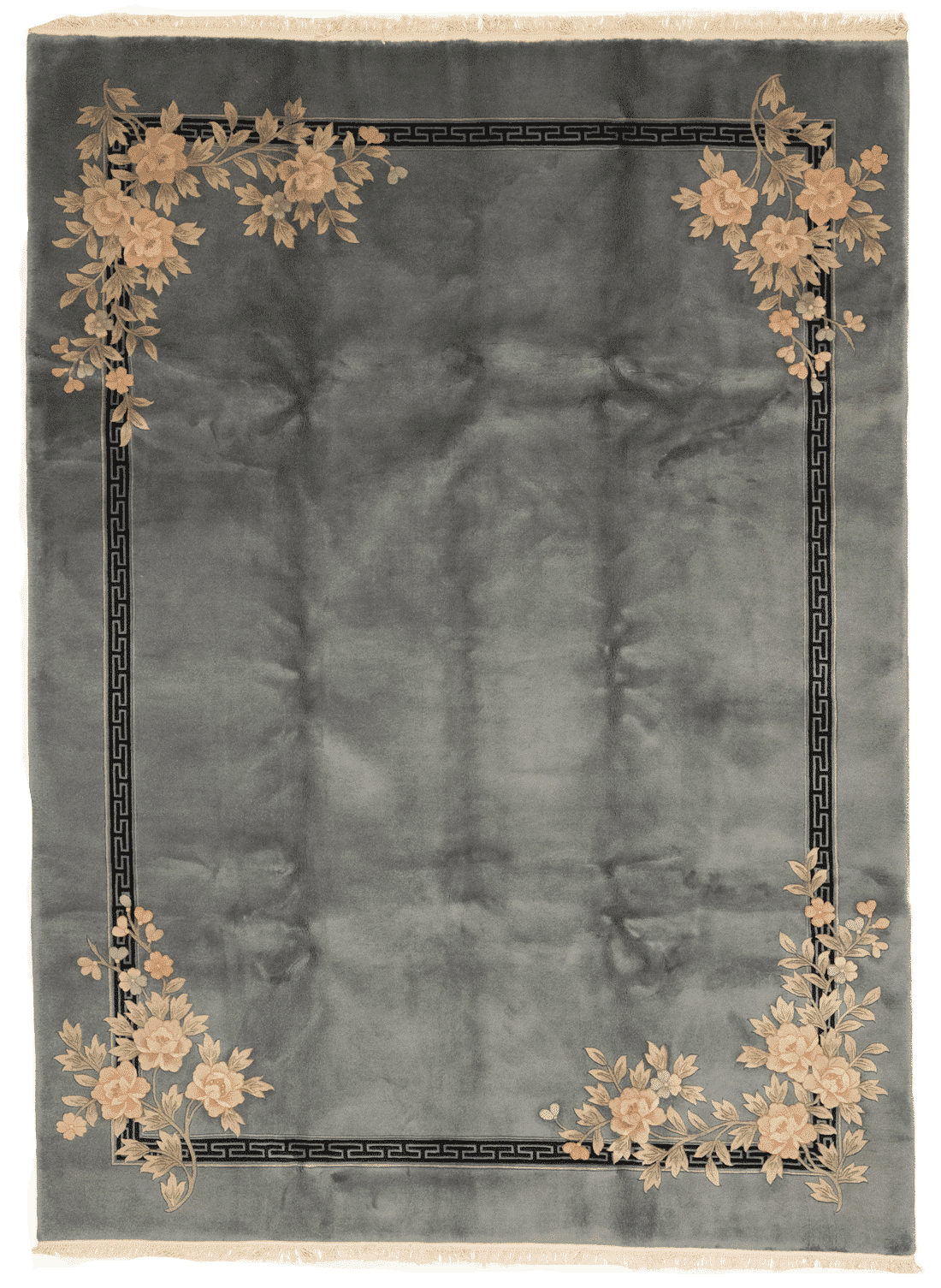 Tapis chinois 5/8 fait main en laine – fond bleu – vue de face, 335 × 244 cm – artisanat rare – Baba Rug, Paris
