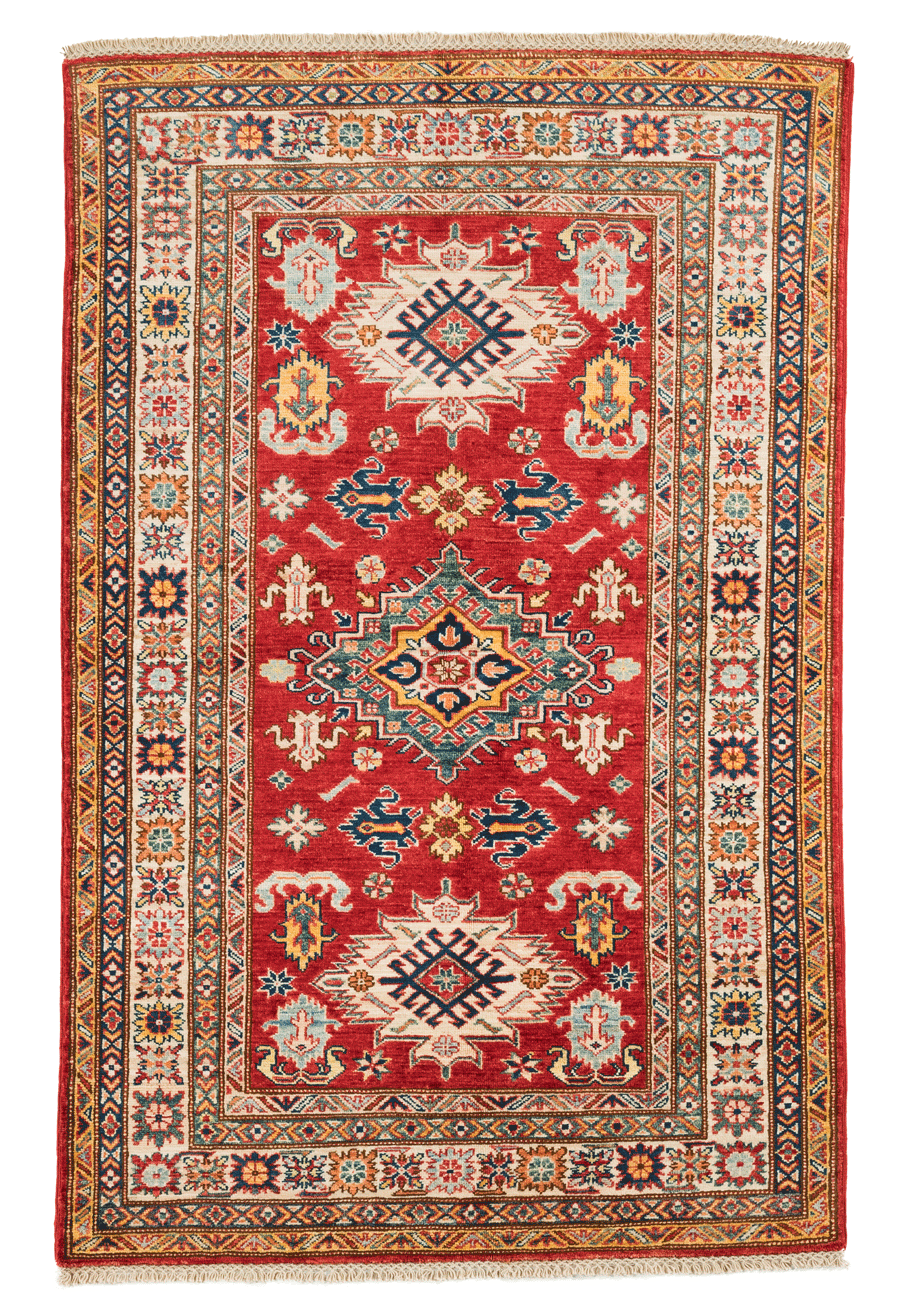 Tapis Kazak Pakistan fait main en laine – vue de face, 188 × 121 cm – Baba Rug, Paris
