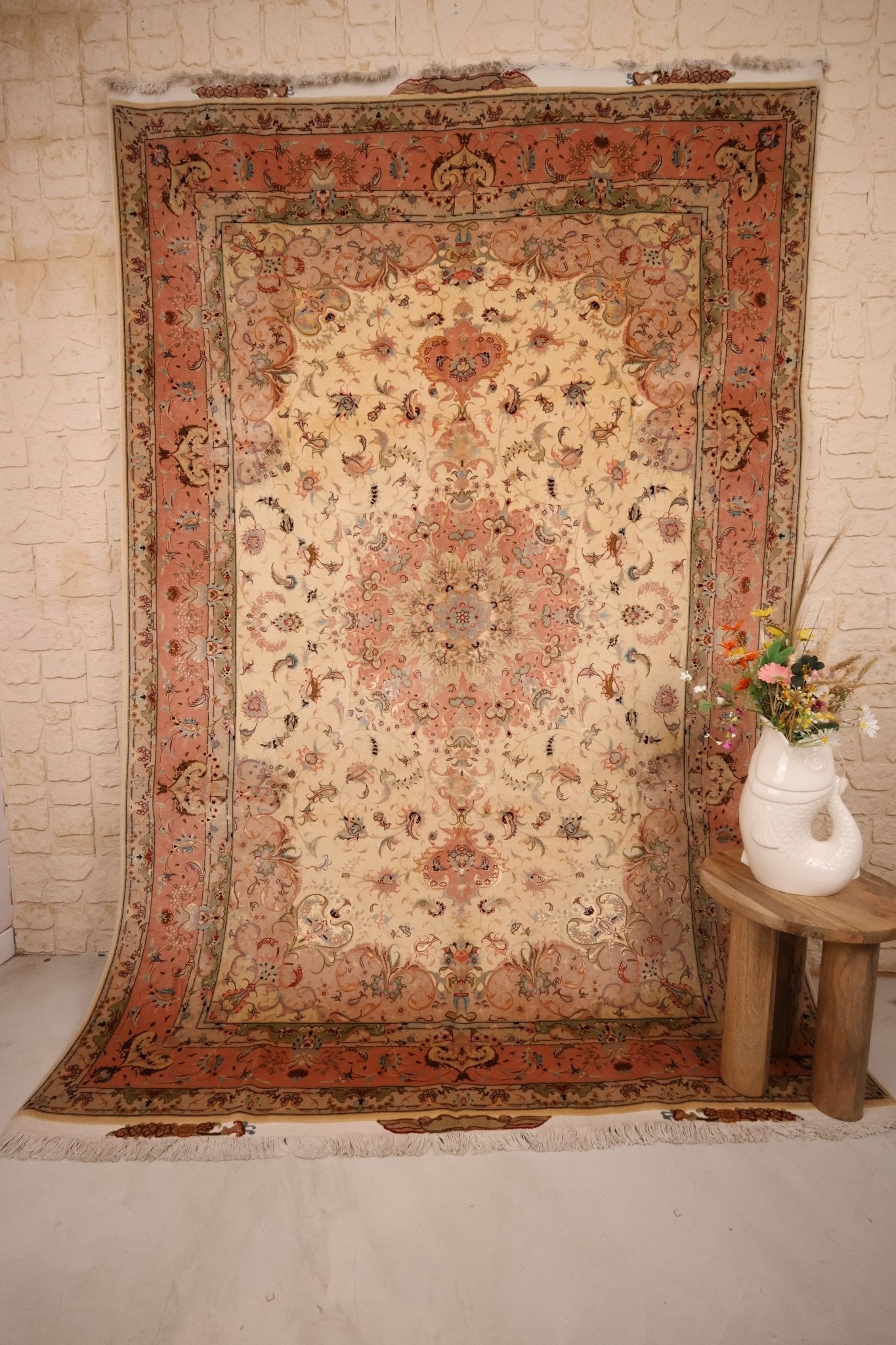 Tapis d'orient Tabriz en laine et soie tissé main, 304 x 203 cm, motifs classiques raffinés — Baba Rug