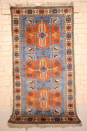 Tapis Shirvan orange et bleu 185 × 100 cm, vue d'ensemble aux trois médaillons étoilés