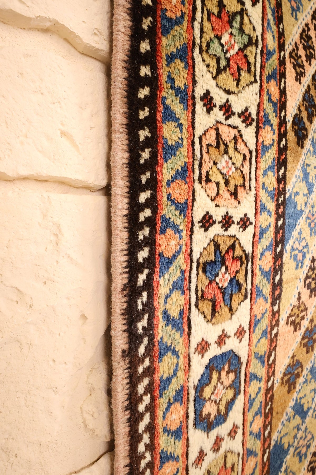 Lisière du Tachpinar beige 177 × 110 cm le long de la bordure à octogones